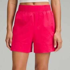Lululemon NWT Stretch Woven Relaxed-Fit High-Rise Short 4" Cherry Mist